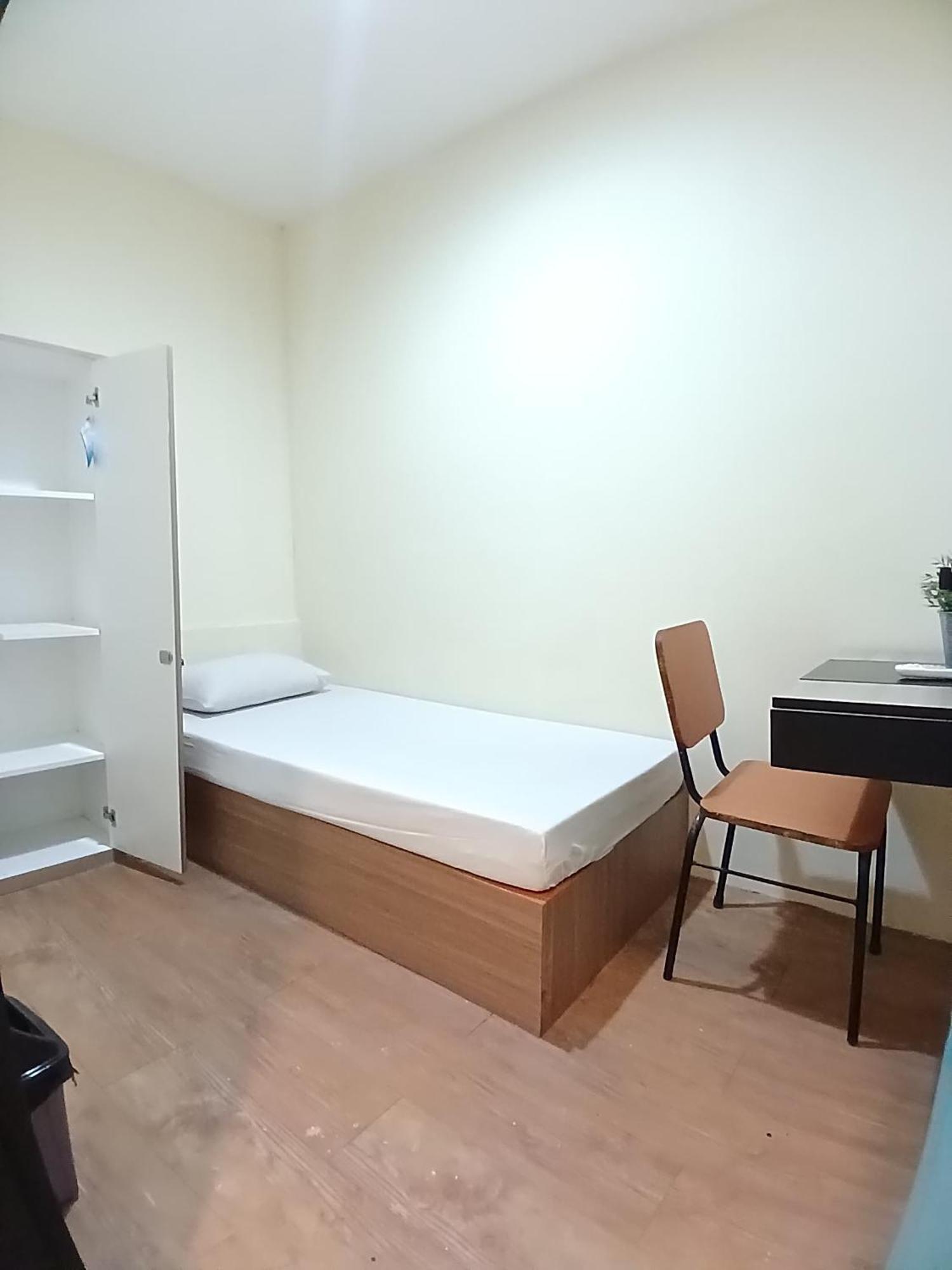 Pinx'S Hostel Jakarta Buitenkant foto