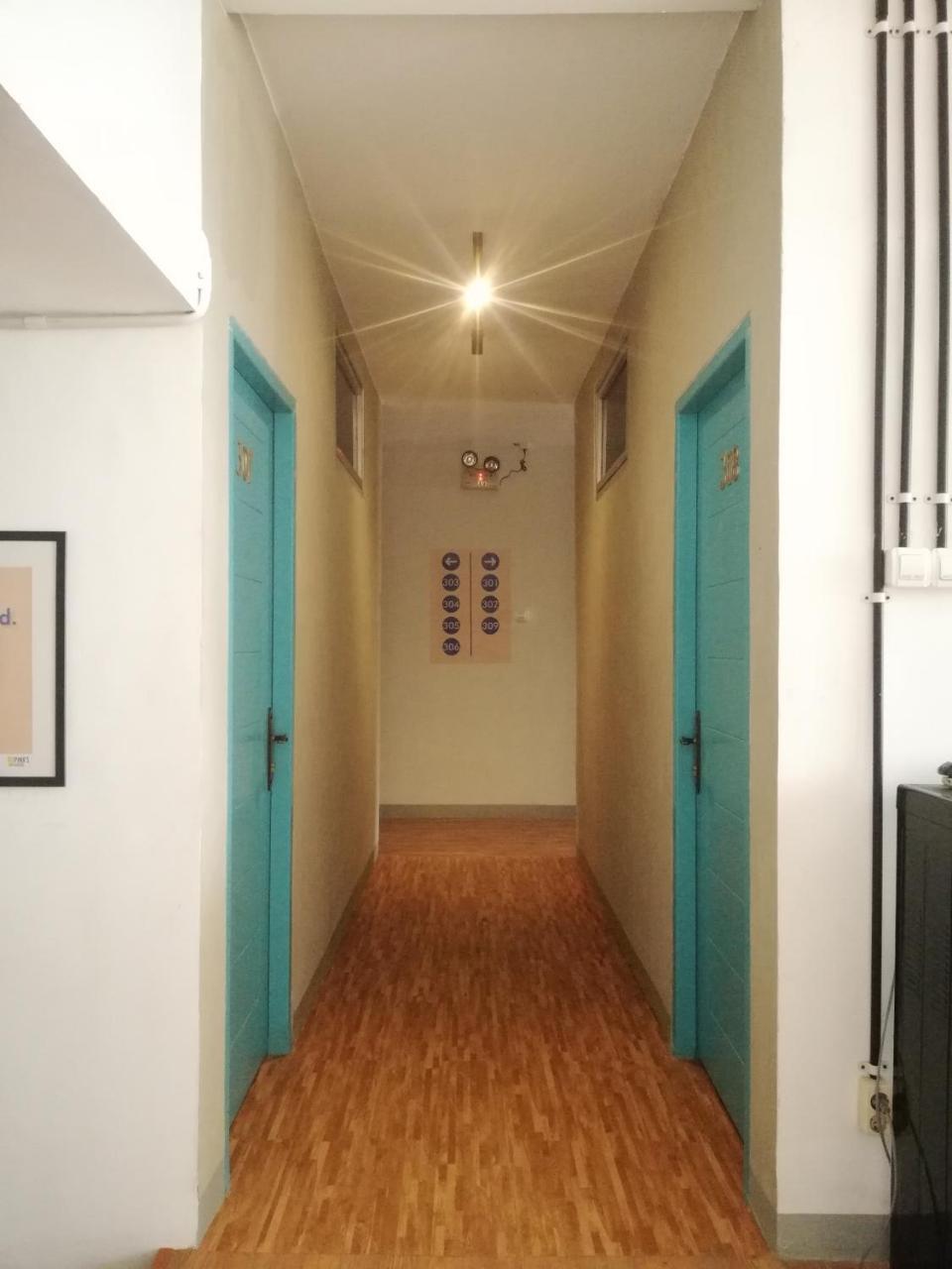 Pinx'S Hostel Jakarta Buitenkant foto